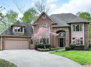 13800 Oakwood Ct, Carmel, IN 46032