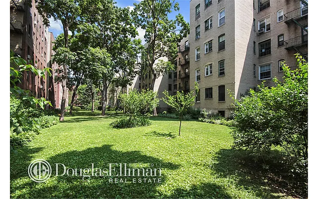 Sold by Douglas Elliman | media 19