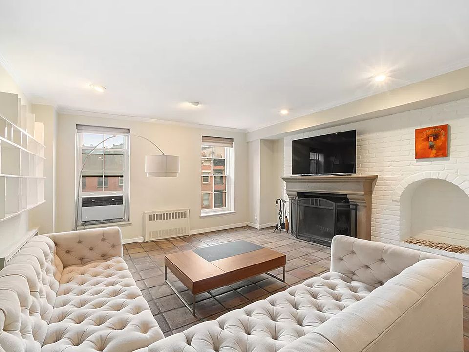 1st image of 305 W 22nd St APT 3D