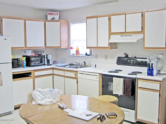 2nd image of 1405 Christine Ct