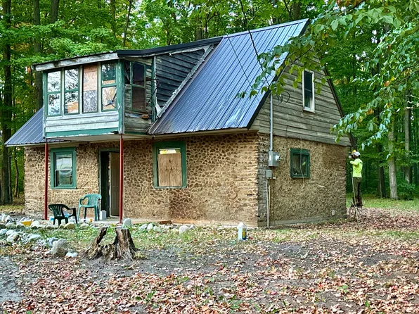 6831 Maple Ave, Mancelona, MI 49659