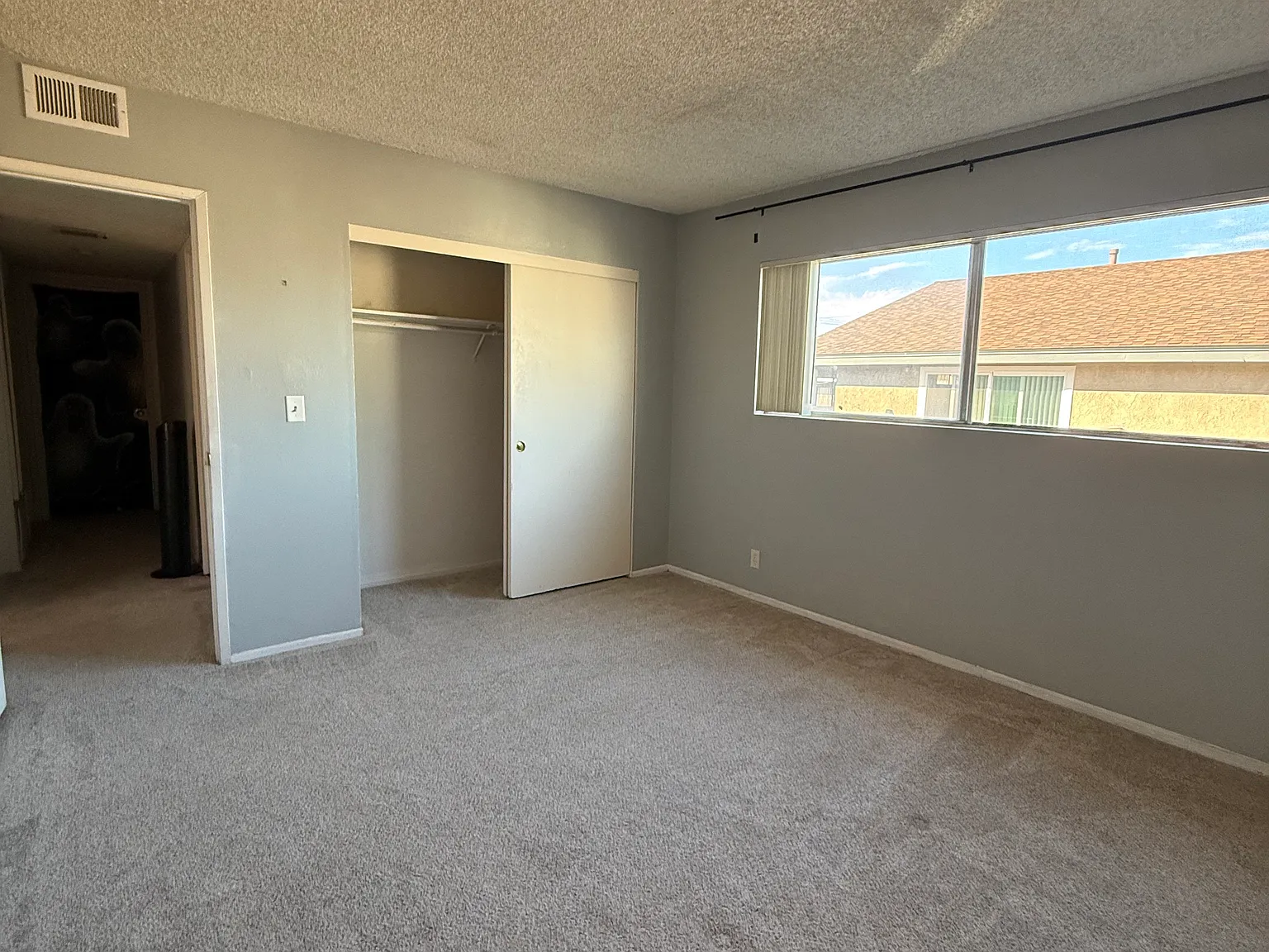 Sims Ln, Huntington Beach — Photo 2