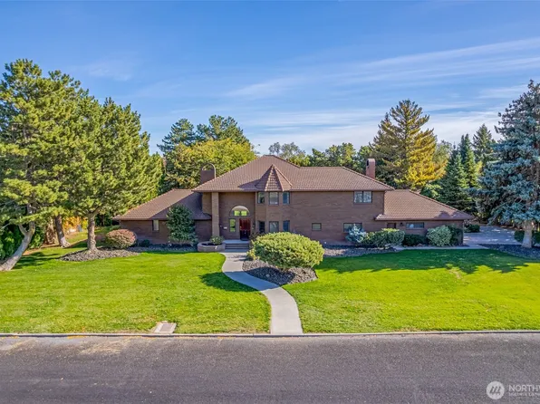810 D Street SW, Ephrata, WA 98823
