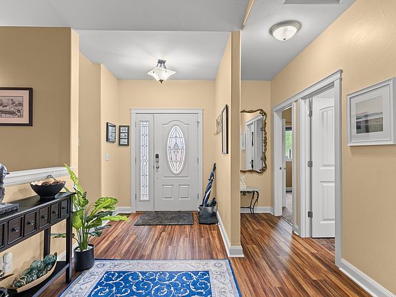 4th image of 2531 Knight St