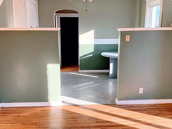 5th image of 417 E Orange St APT 1