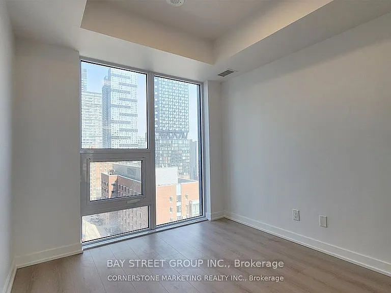 100 Queen St E #1201 — Photo 12