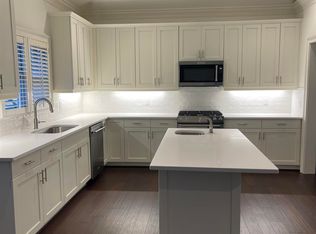 821 Caledonian Way, Vestavia, AL 35242