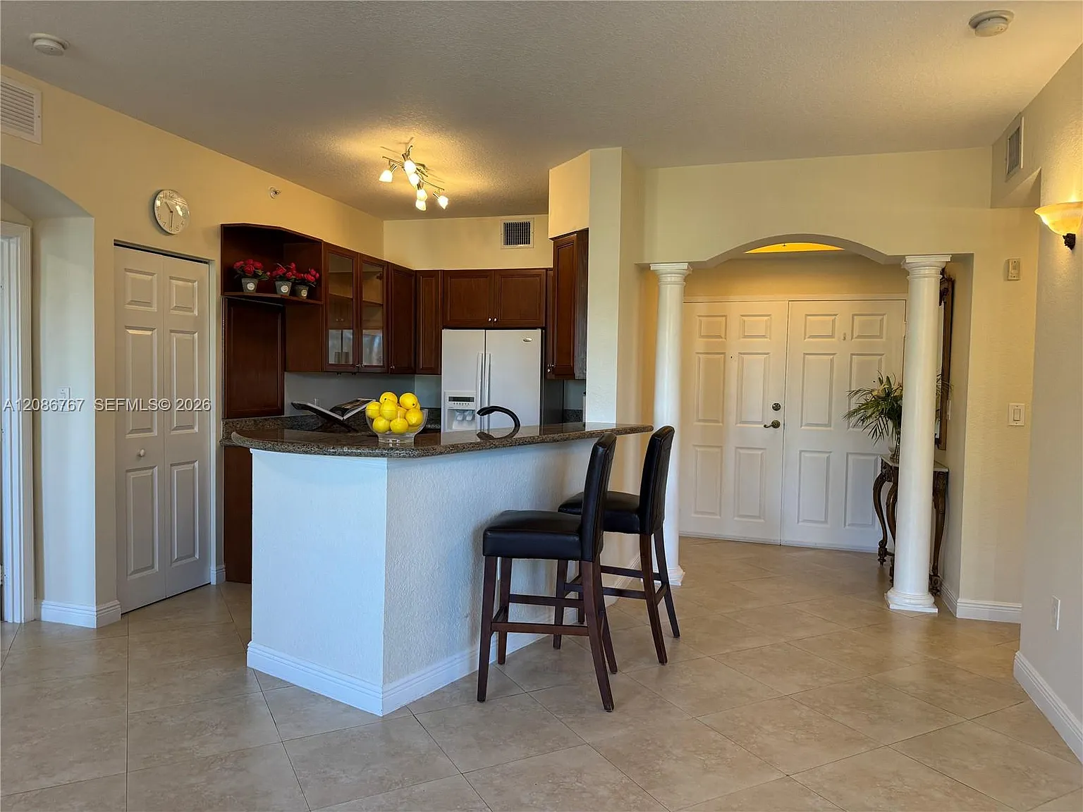 The Grande Condo — Photo 3