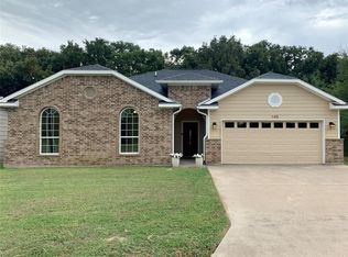 145 Kokomo Dr, Mabank, TX 75156