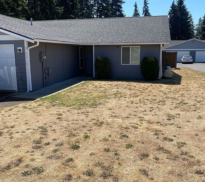 1st image of 2216 168th St E