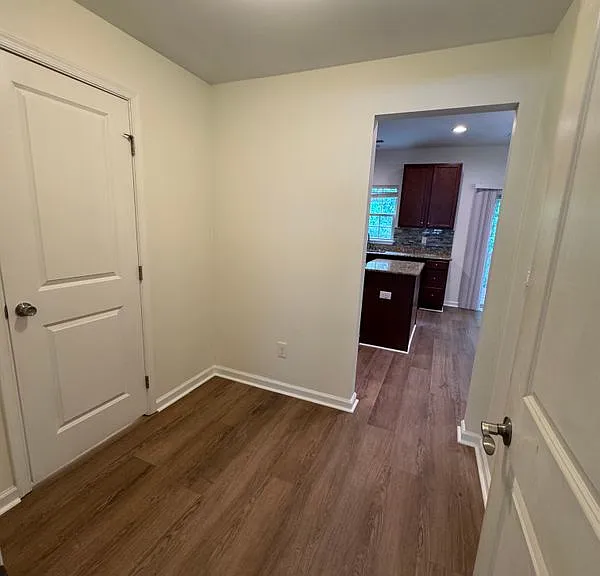 219 Luna Trl — Photo 15