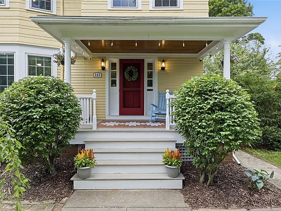 3rd image of 333 Berkeley St