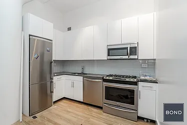 Rented by Bond New York