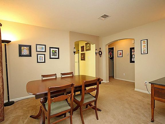 4th image of 8610 Black Cliff Ln