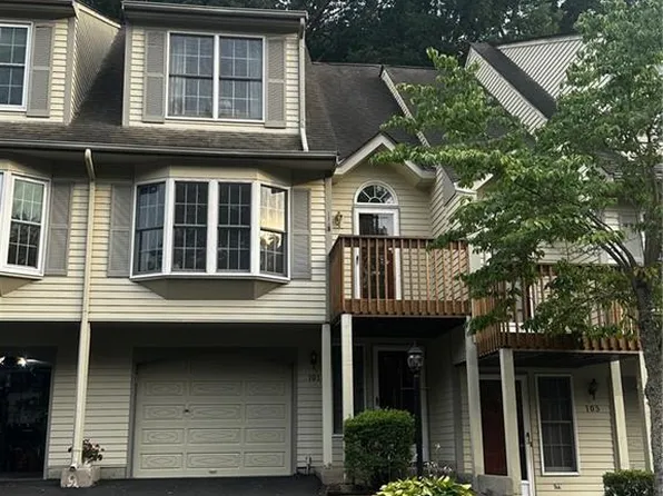 101 Fox Hollow Drive #101, Windsor Locks, CT 06096