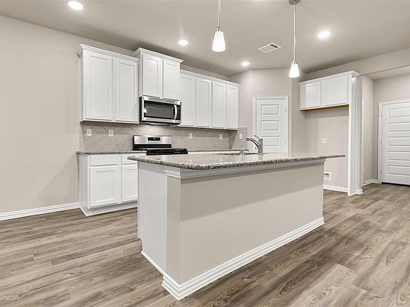 4th image of 27027 Bel Air Point Ln