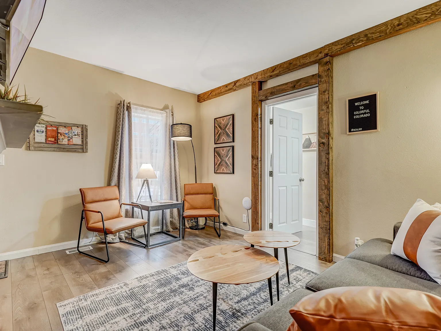 1 bed, 950 sqft, $1,995 — Photo 3