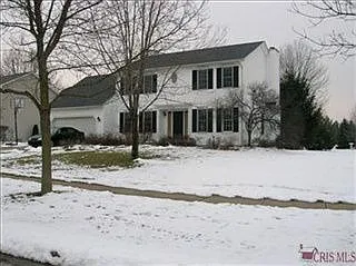 947 Essex Ln photo 1