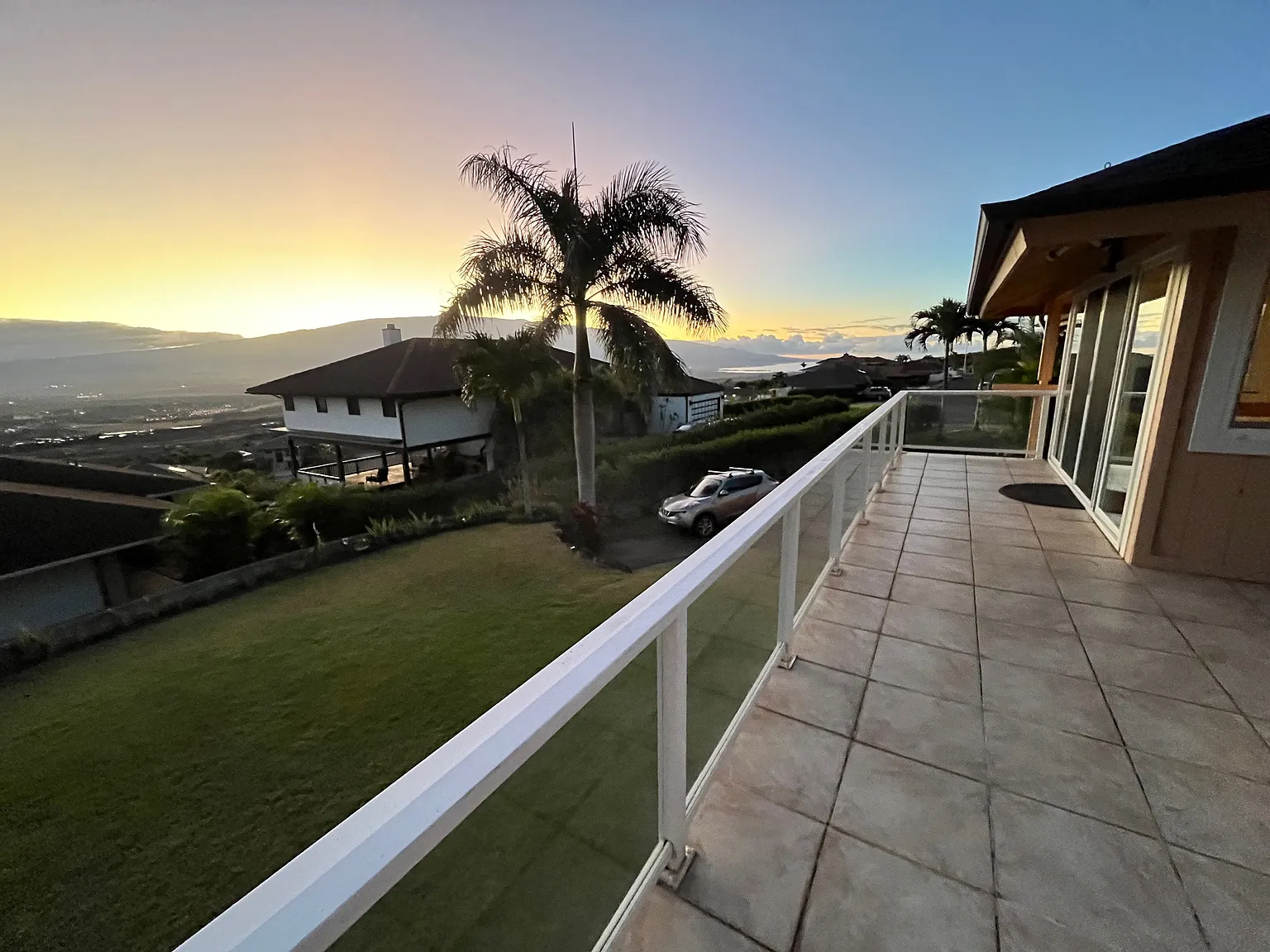 3 bed, 2000 sqft, $4,000 — Photo 3