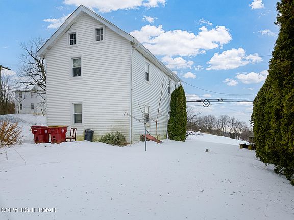 2nd image of 1310 Richmond Rd