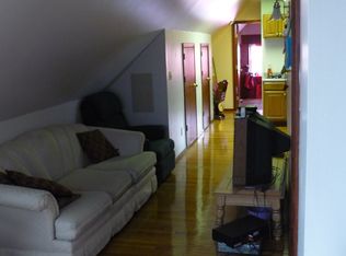 3235 Vine St APT 3, Cincinnati, OH 45220