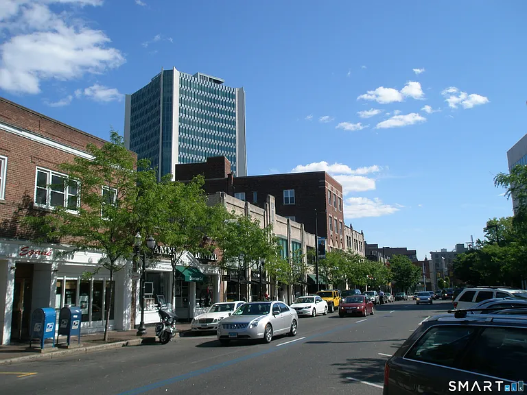 25 Forest St #11A — Photo 30