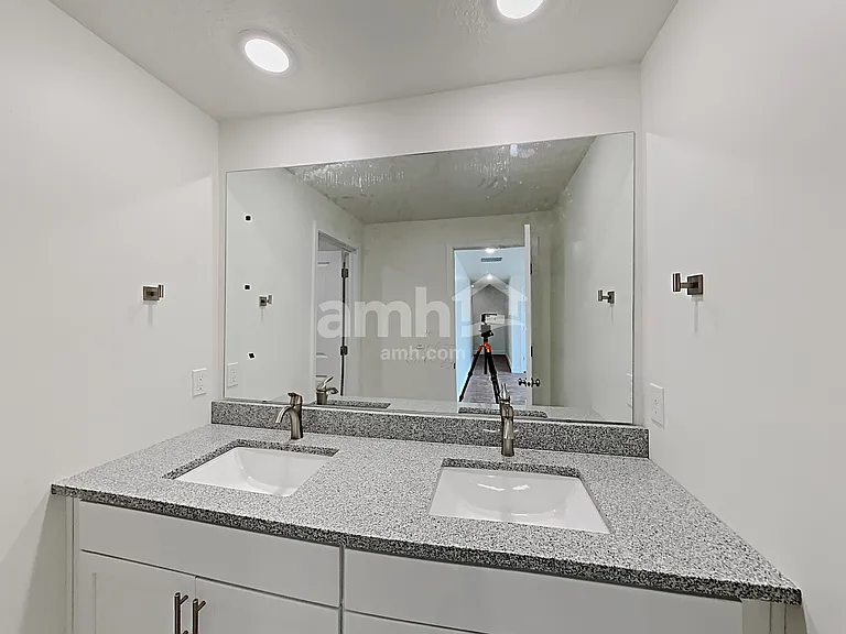 1321 N Rickshaw Ln — Photo 15