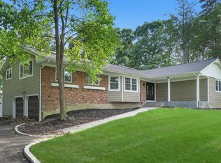 54 Otsego Ave, Dix Hills, NY 11746