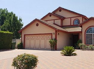 19410 Runnymede St, Reseda, CA 91335