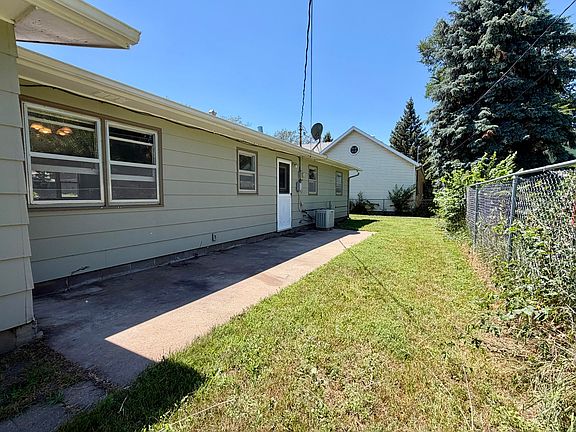 5th image of 55 12th St SW