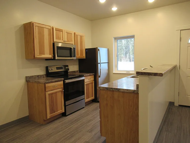 1245 Shane Ct — Photo 3