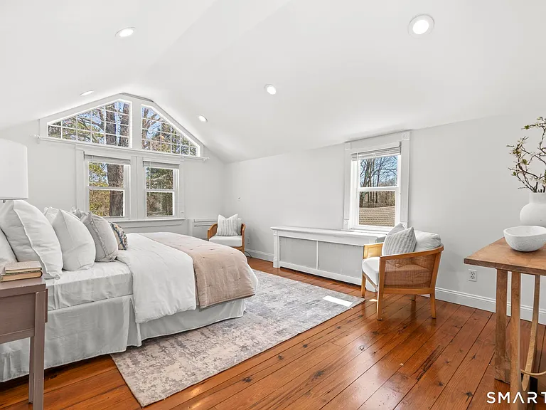 1090 Ridgefield Rd — Photo 19