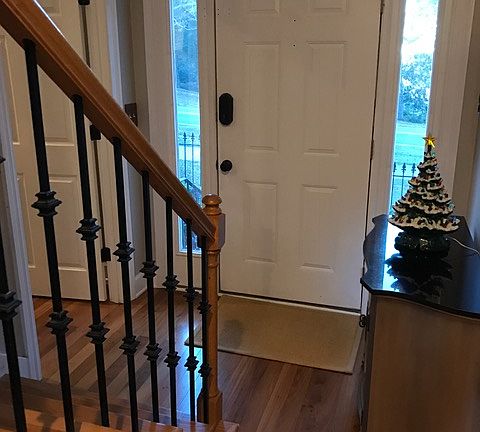 Front Door to Mstr Dw stairs