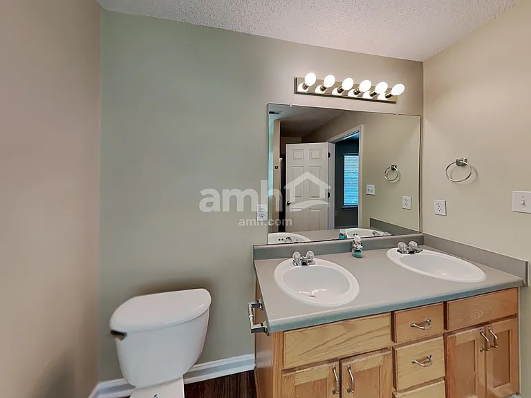 1515 Morning Glory Way — Photo 14