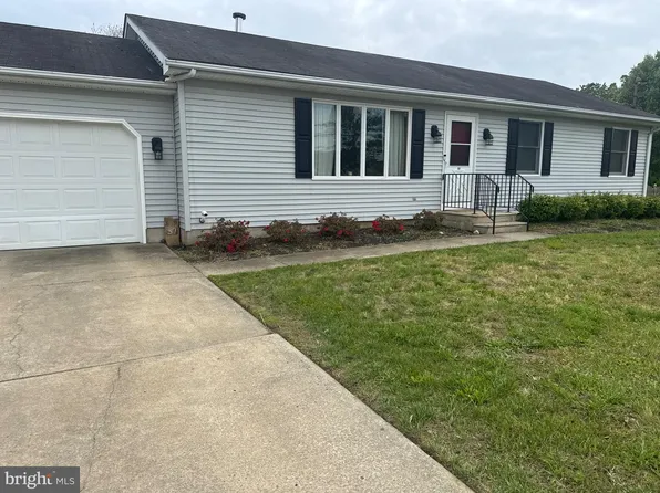57 High St, Mullica Hill, NJ 08062