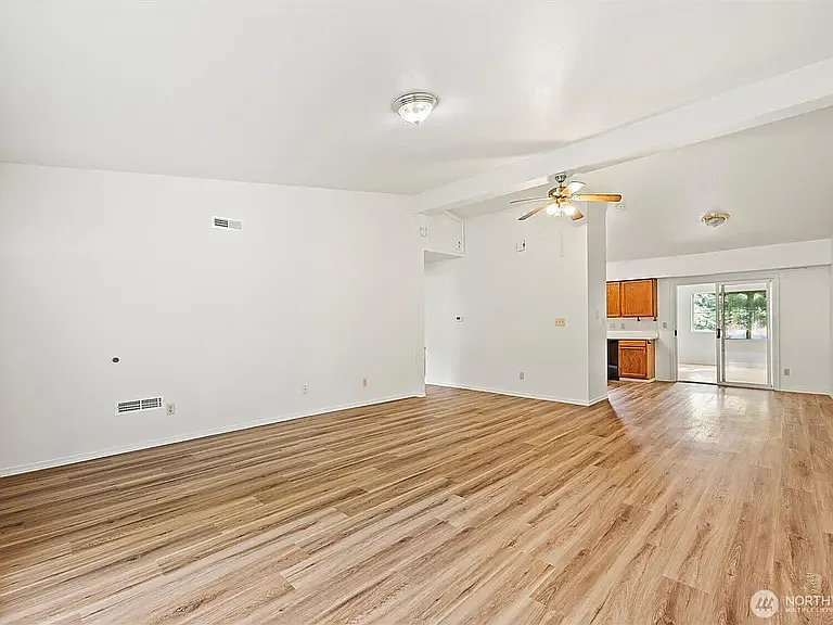 Ruth Duplex Unit A — Photo 2