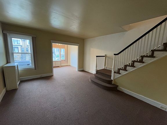 5th image of 5414 W Montgomery Ave