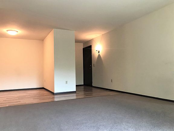 Back to Dining, Entry