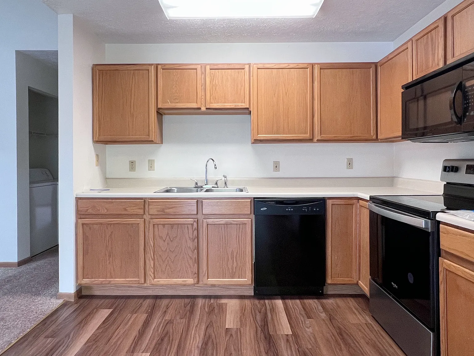 2 bed, 1020 sqft, $1,180 — Photo 4