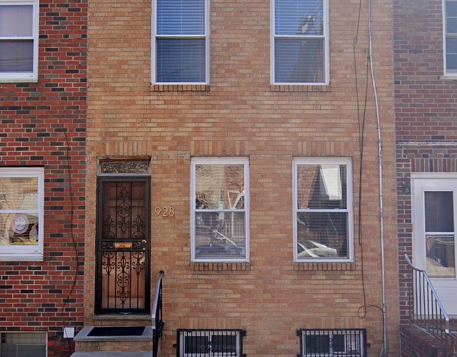 Street Facing-Photo