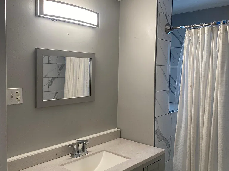 253 Lexington St #1 — Photo 4