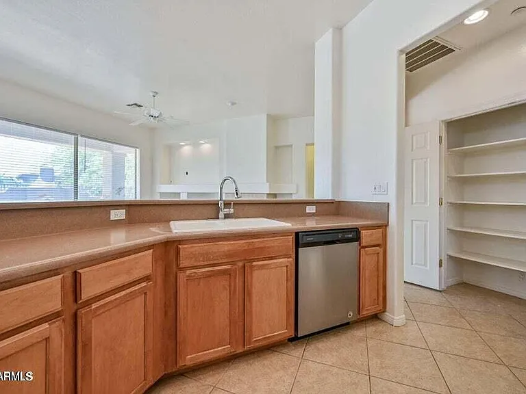 7585 E Balao Dr — Photo 16
