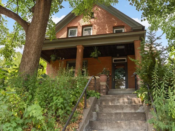 155 Page St E, Saint Paul, MN 55107
