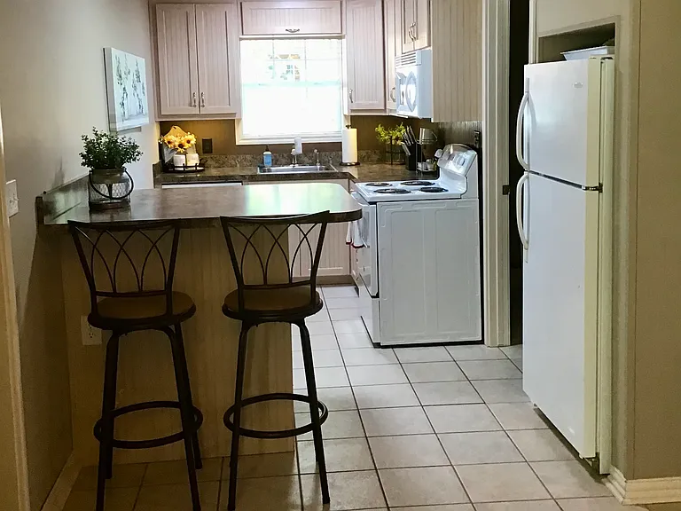 405 S Lakewood Cir — Photo 13