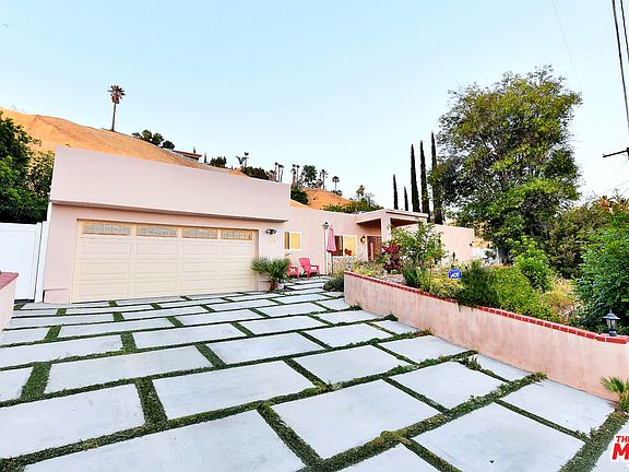 4th image of 5670 Collins Pl
