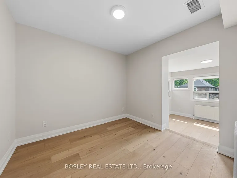 14 Preston Pl #UPPER — Photo 11