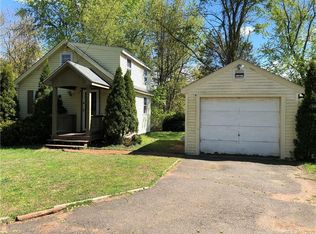 22 Brainard Rd, Enfield, CT 06082
