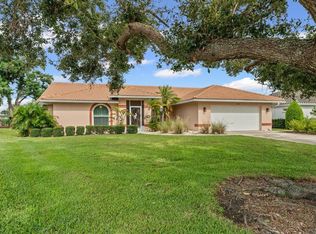 3339 Sheffield Cir, Sarasota, FL 34239
