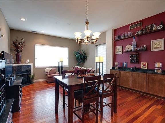 3rd image of 3021 W Armitage Ave #401