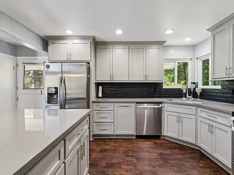 27622 W Shore Rd — Photo 4